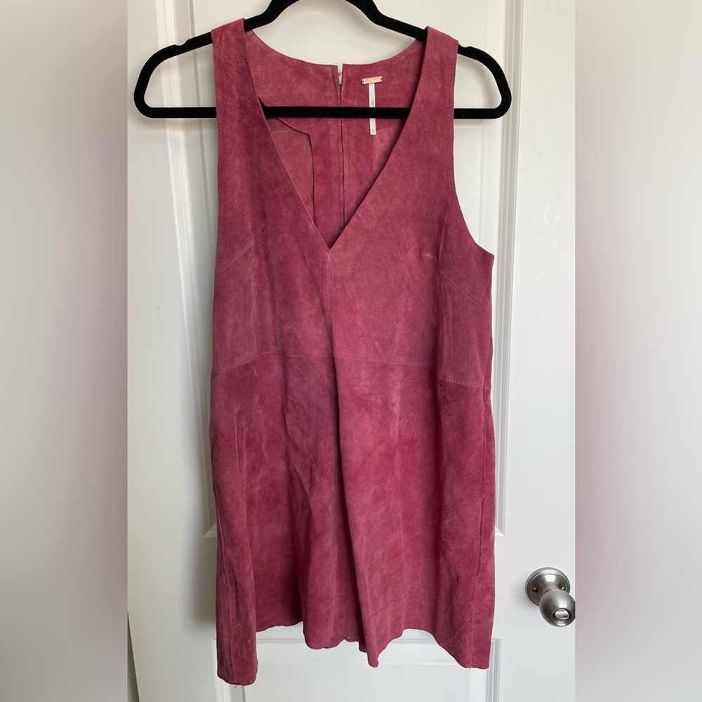 Free people Pink suede jumper. Size small.